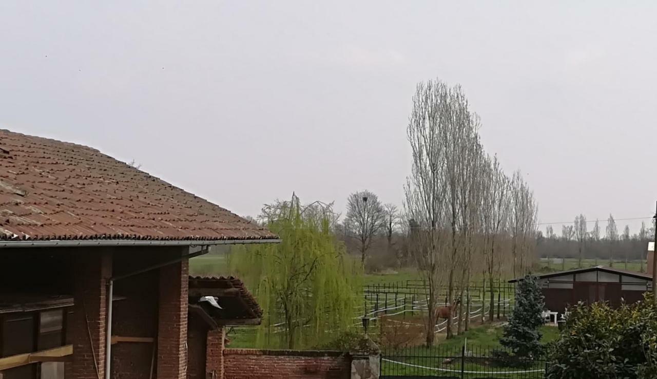 Az.Agr.Cascina Moretta Momo Exterior foto